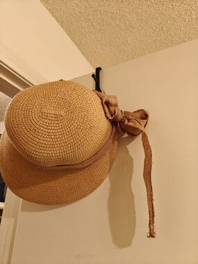 Women’s Straw Sun Hat with Bow - Tan